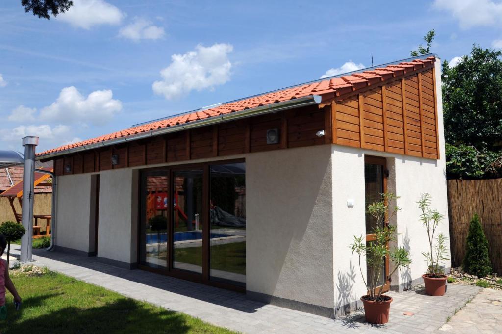 阿拉尼苏洛健康公寓酒店 Hévíz 外观 照片
